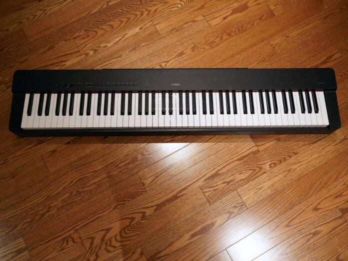 YamahaP225